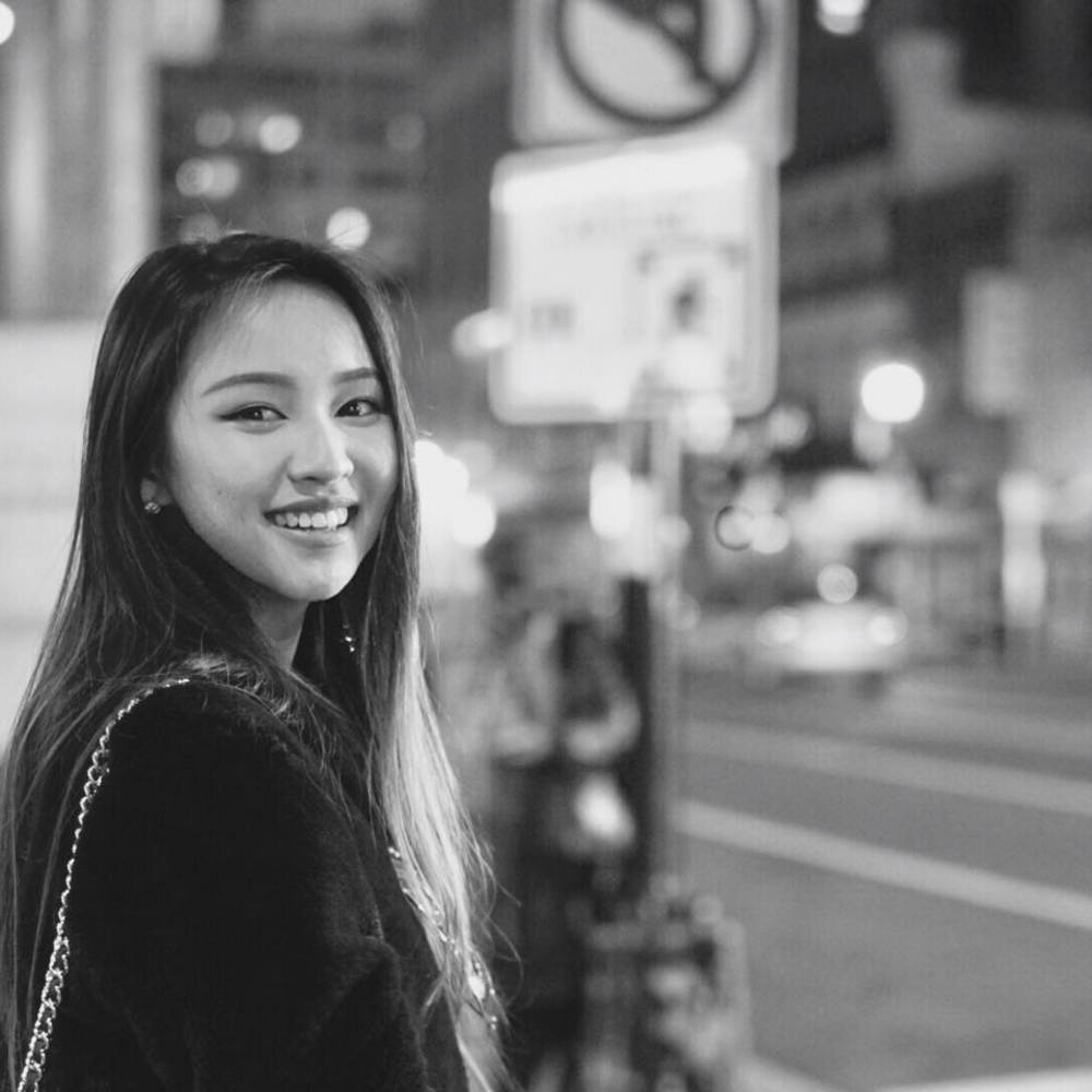 Meet your Posher, Yifei